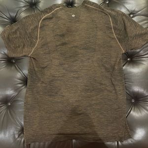 Lululemon metal vent tech shirt